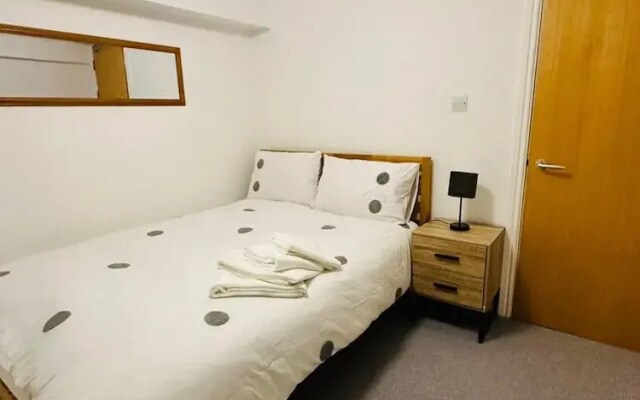 Home Away From Home- City Centre Gem