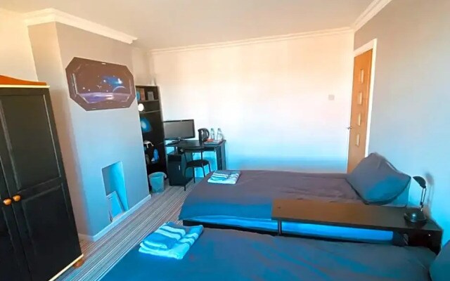 B&B @ No. 94