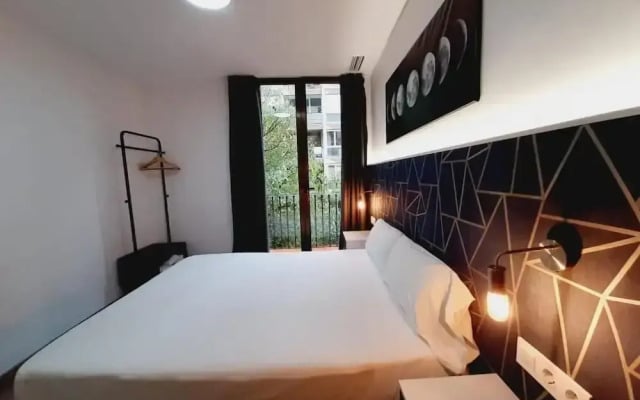 Hostal Laia by gaiarooms