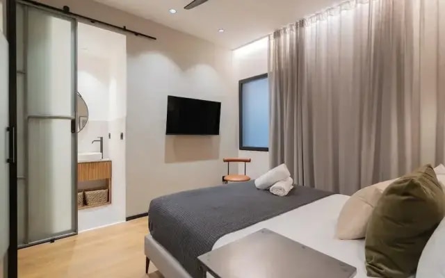 Dobo Madrid Goya