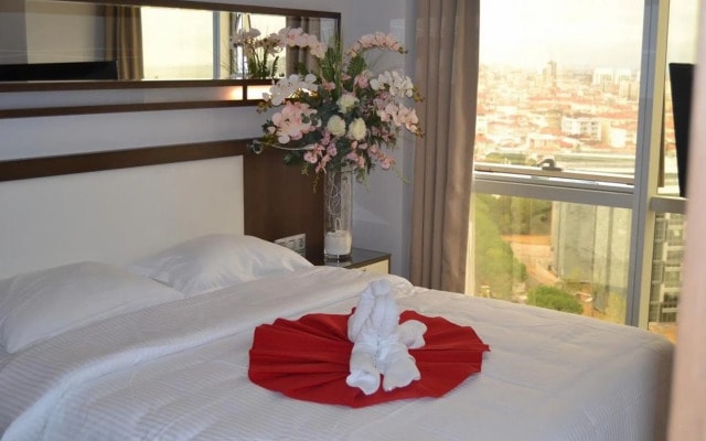 Mac Hotel Vazo Kule