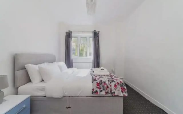 The Lambeth Apartment