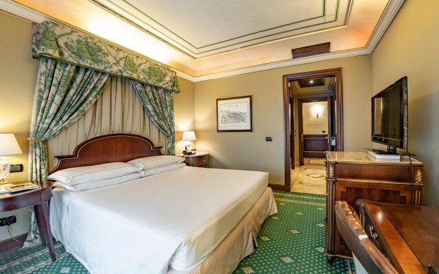 River Château Hotel