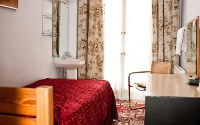 Beaver Hotel