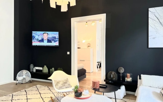 PURO Designer Apartment in the Center