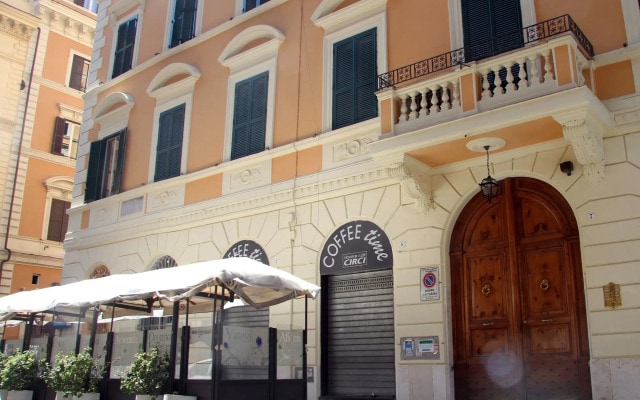Nice Rome Holiday