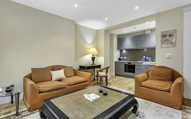 Beautiful Abode in Kensington Olympia