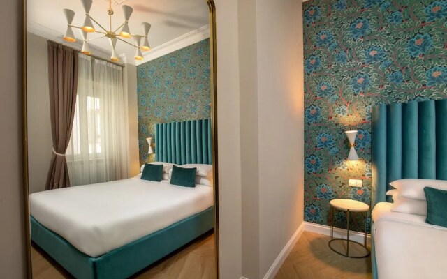 Porta Castello Suites