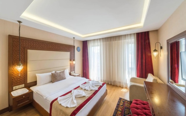 Lalinn Hotel