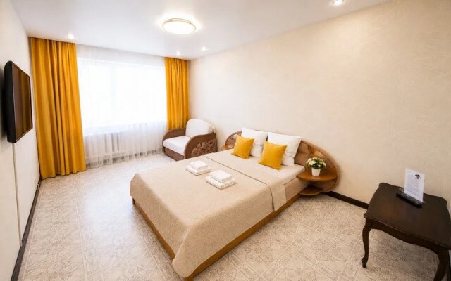 Apartment Four Seasons md. Mirny 6/3