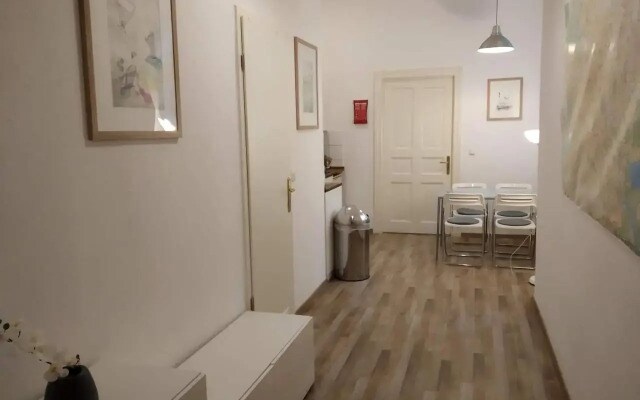 Cozy studio in Friedrichshain, 4 quiet guests only