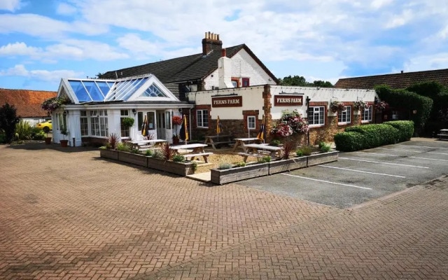 Ferns Farm Hotel & Palms Leisure Club