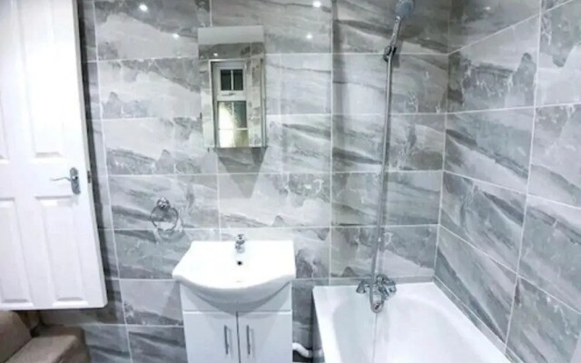 Stunning Croydon Apartment