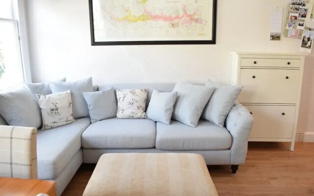 Fulham Apartment