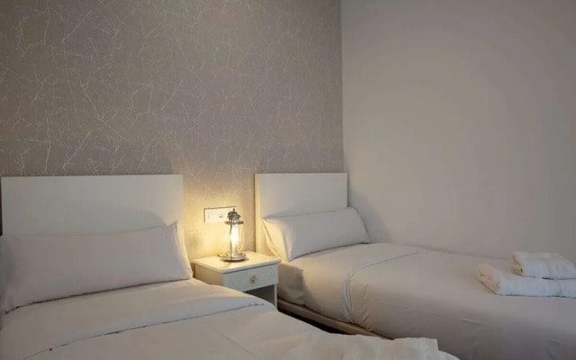 Elegant & Modern 3bed in La Latina, 5mins to Metro