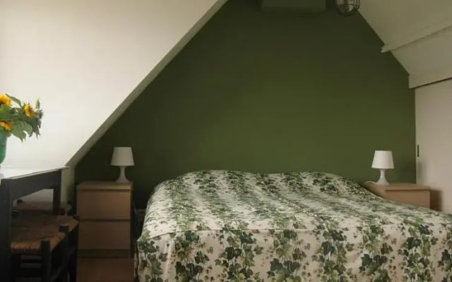 Amsterzonian B&B