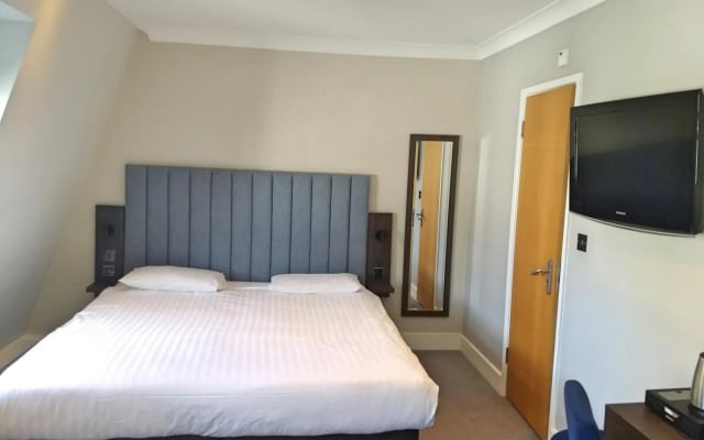 Garden Court Hotel