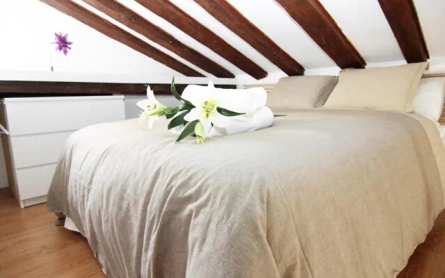Apartamento atico en Puerta del Sol