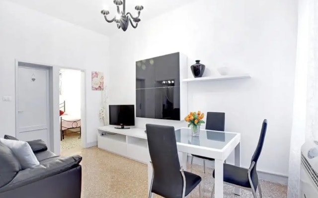 Grimaldi Apartments - Hermitage