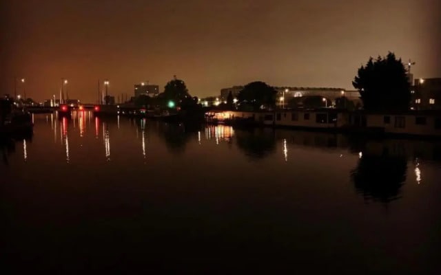 Amster Houseboat Bed Without Breakfast