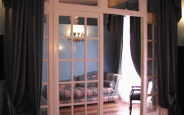 Episcopo Lipinsky Luxury Suites