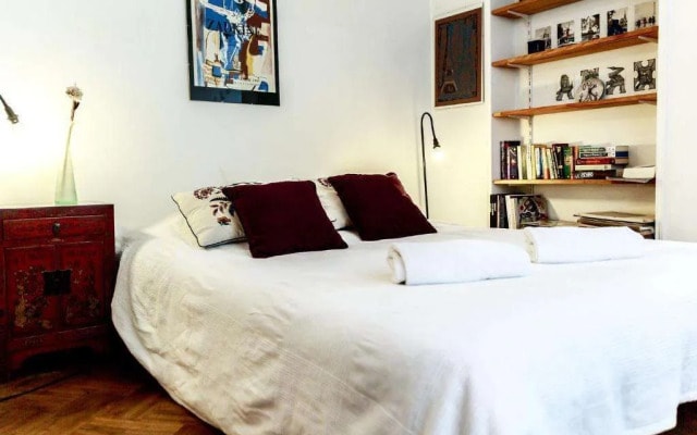 Montmartre Apartments - Monet