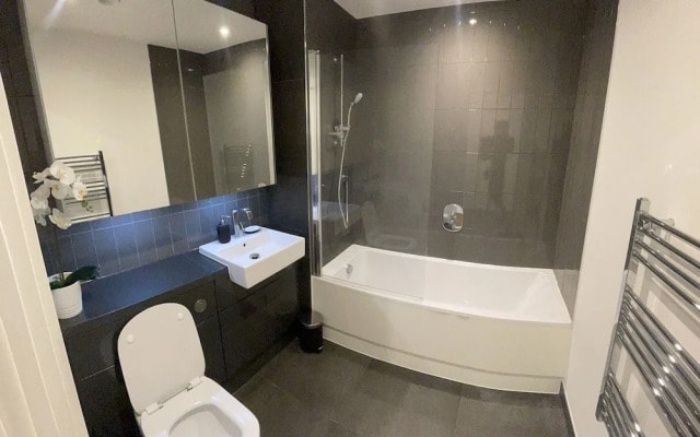 Immaculate 2bed Apartment in London - City Views