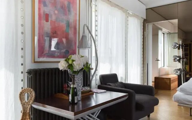 Design & Art Eiffel Tower 7th Flat