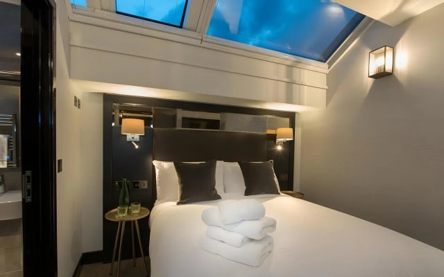 Camden Enterprise Hotel & Pub