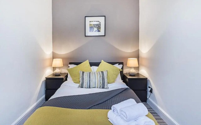 2Bed Apartment in Camden