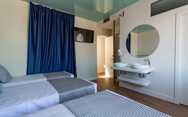 Hostal Charlotte
