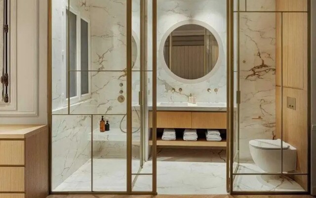 Luxurious & Newly Refurbished Apartment - Champs Elysees