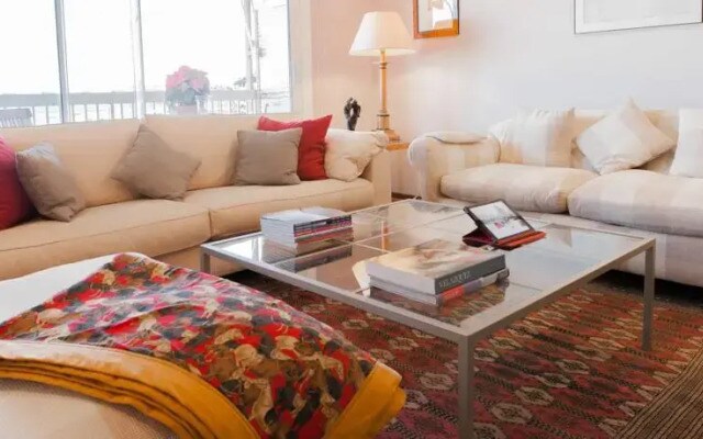 Les Corts Family Apartment III