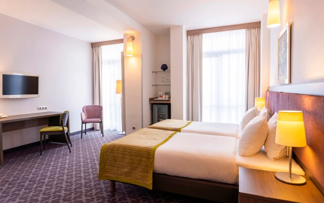 Metropol Hotel