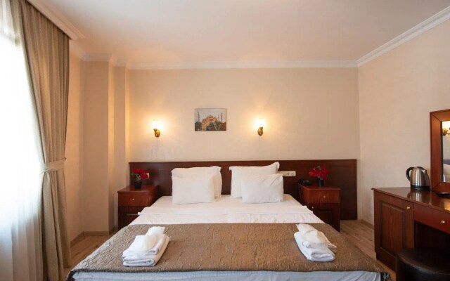 Отель Sultanahmet Cesme