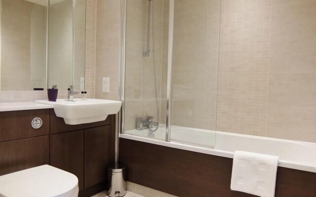 Serviced Apartments Colindale