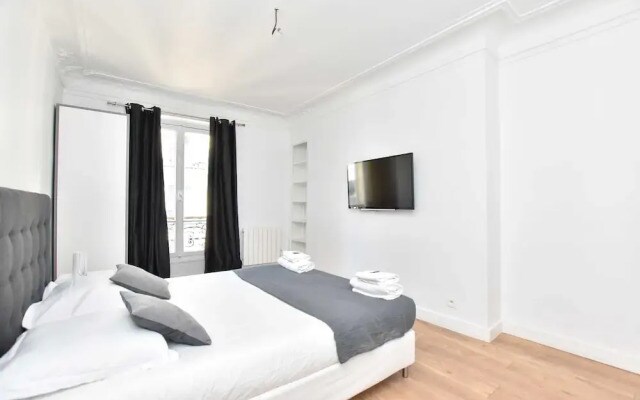 Charming 1br/4p Apartment - Louvre Museum