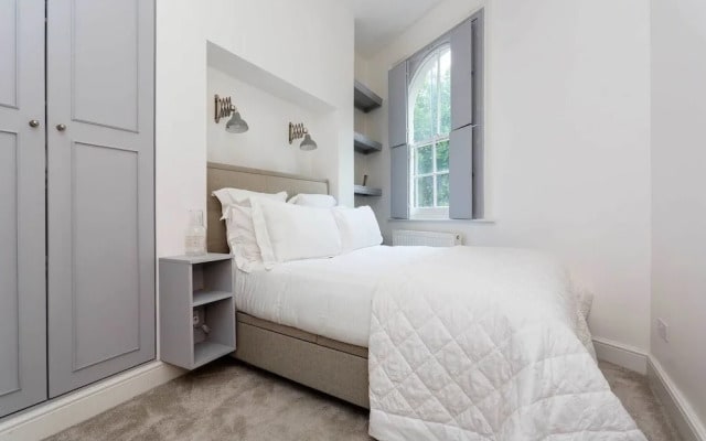 Essex Road Flat