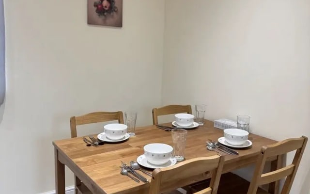 Close Central London 1 bed Apartment Sleeps 3