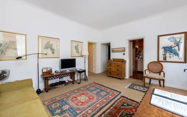 Traditional 1 Bed in Chelsea Near Harrods