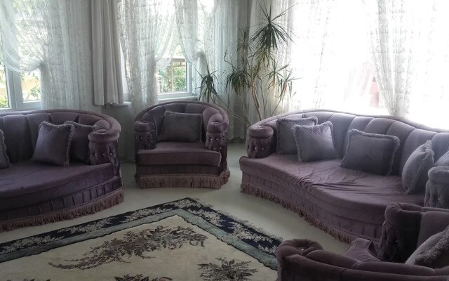 Turquoise Family Suites Apartment