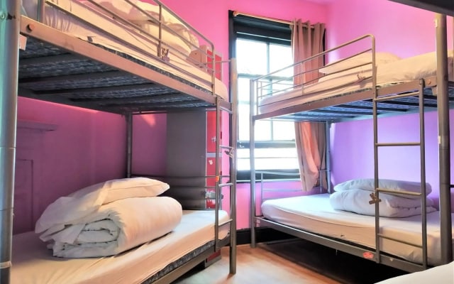 Phoenix Hostel