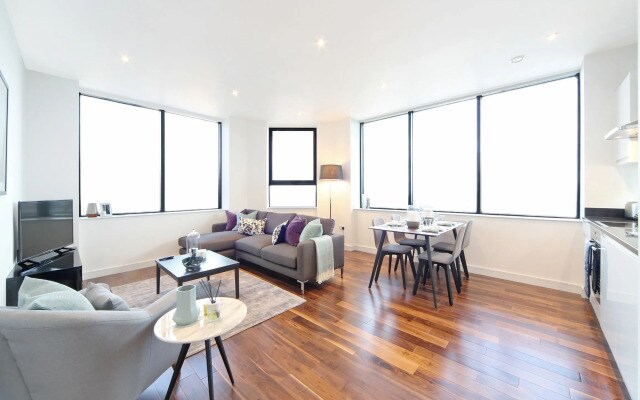 The Hub Harrow