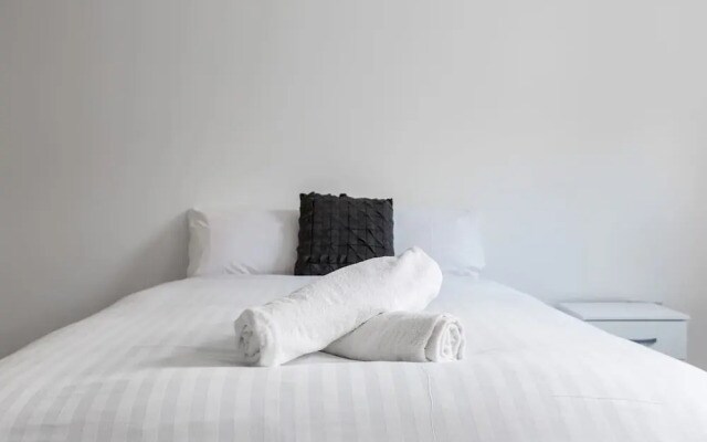 Studio 2b · Functional & Bright Studio - Camberwell!
