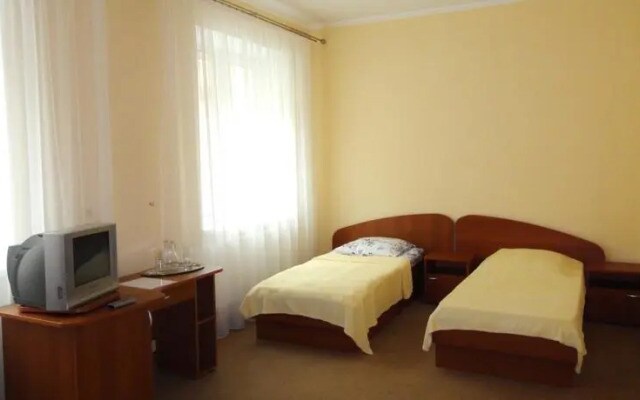 City Hotel