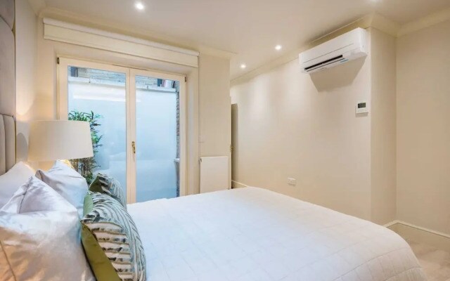 Marble Arch Suites