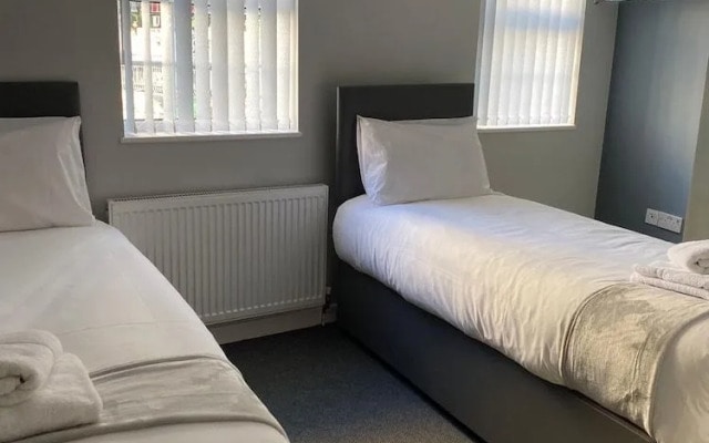Brownlows Inn Rooms