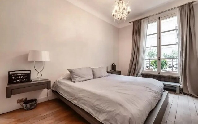 Luxury 5BR House Close to the Arc de Triomphe