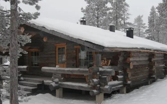 Saariselkä Inn Log Cabins