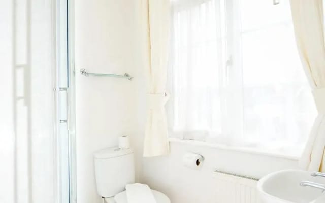 St Raphael Guest House